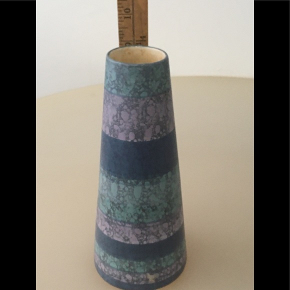 Vintage Madeline Ceramic California Vase - Picture 7 of 11